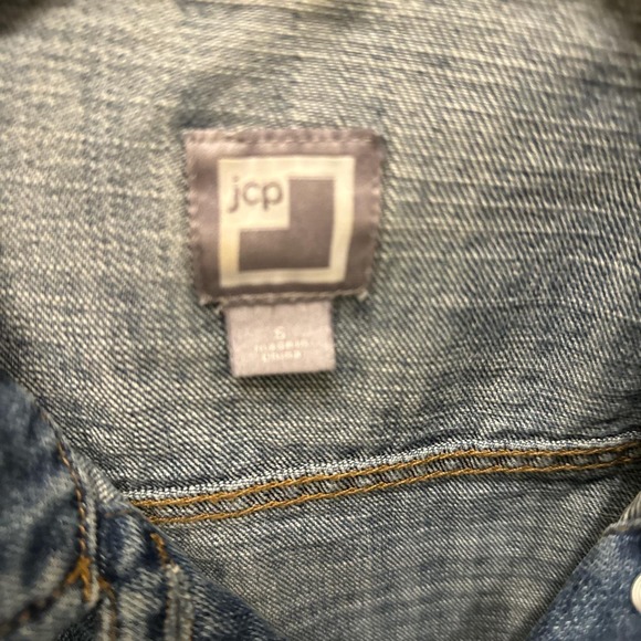 Jean jacket‎ from jcpenney - Picture 3 of 3